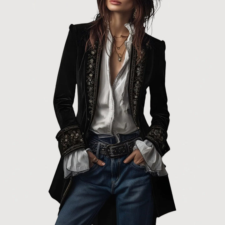 LYDIA – CHIC VELVET JACKET
