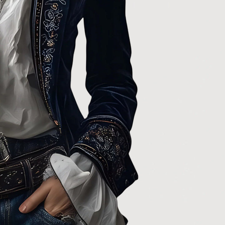 LYDIA – CHIC VELVET JACKET