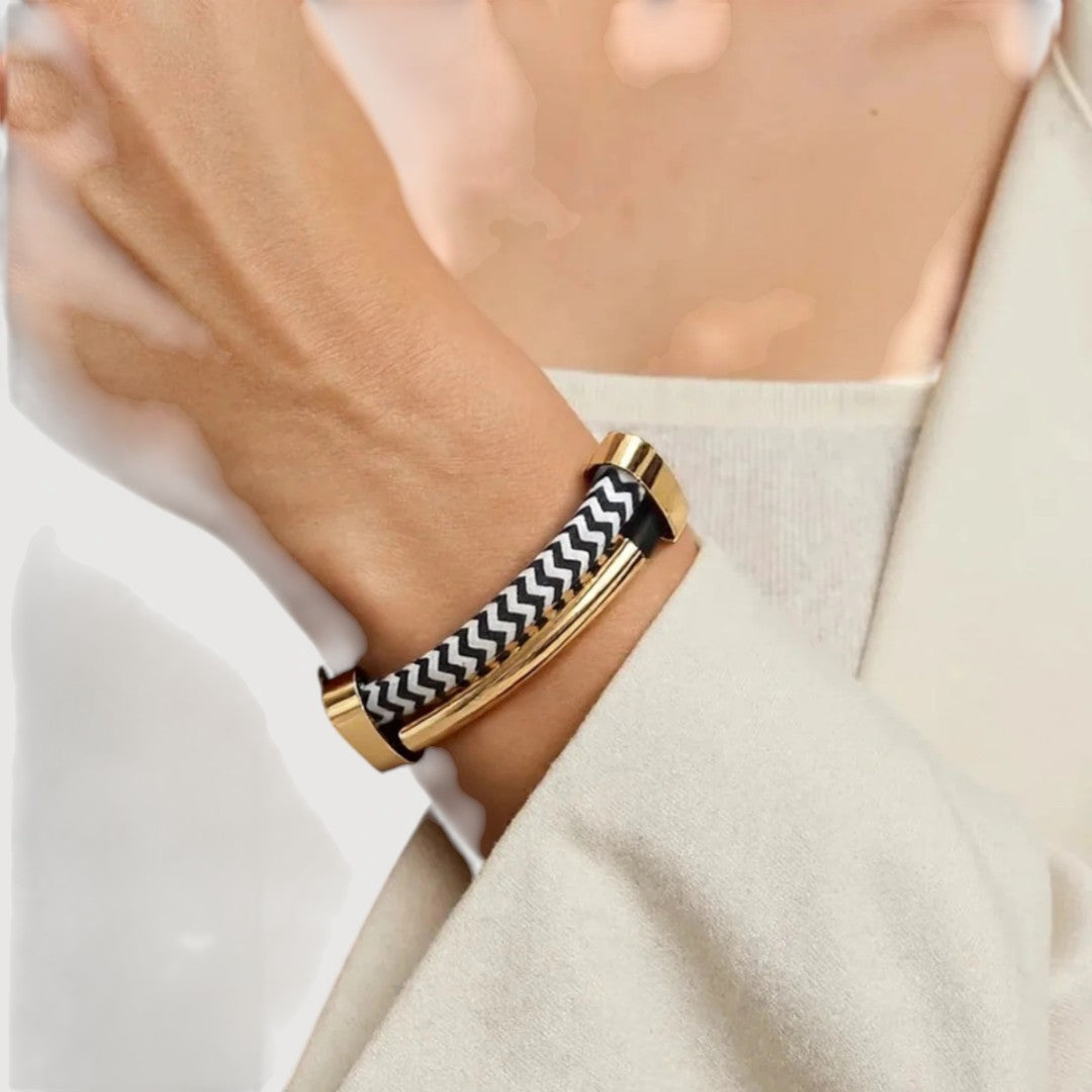 LAURA – MODERN JEWELLERY SET